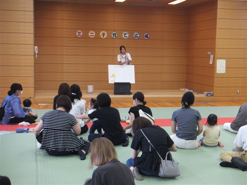 昨年度第２回ミニ子育て広場の様子