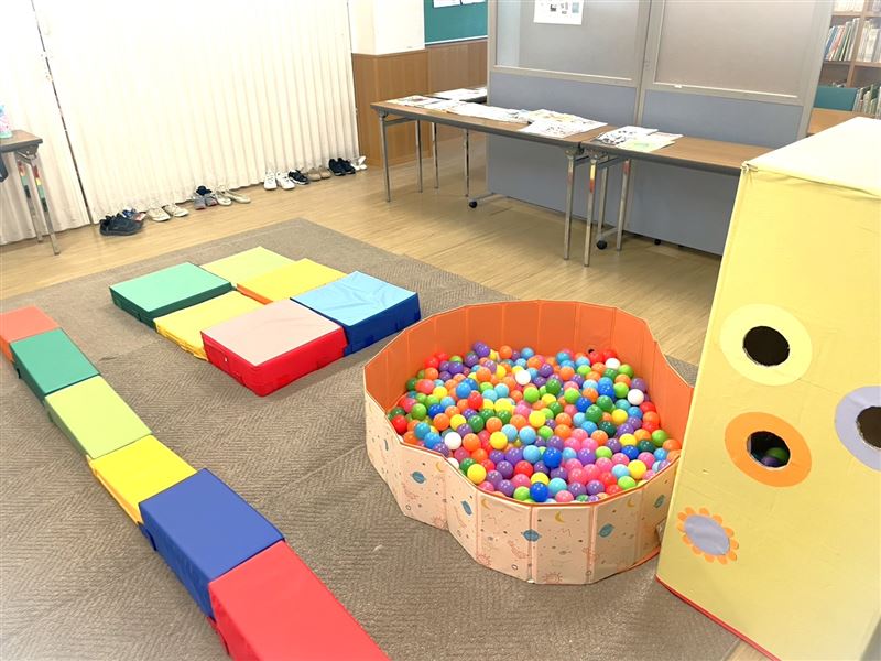 滑り台などで体を動かせるよ！