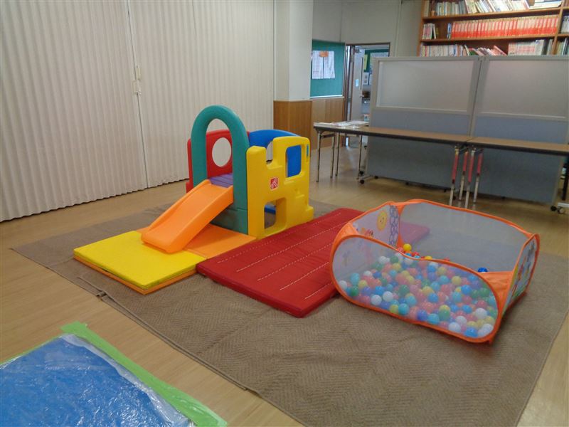 滑り台などで体を動かせるよ！